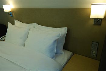 CS AVENUE HOTEL 2*