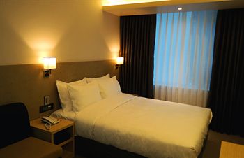 CS AVENUE HOTEL 2*