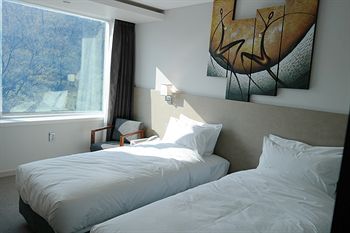 CS AVENUE HOTEL 2*