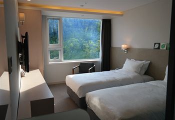 CS AVENUE HOTEL 2*