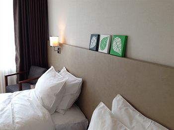 CS AVENUE HOTEL 2*