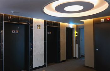 CS AVENUE HOTEL 2*