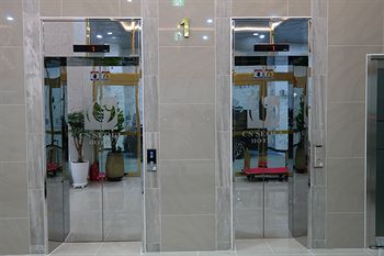 CS AVENUE HOTEL 2*