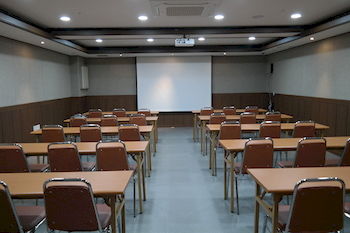 CS AVENUE HOTEL 2*