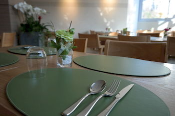 CS AVENUE HOTEL 2*