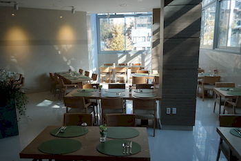 CS AVENUE HOTEL 2*