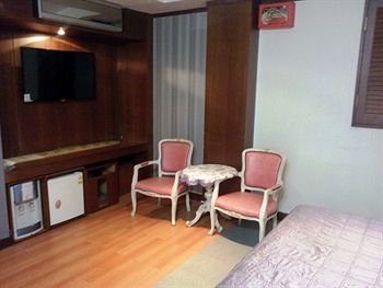 Bali Tourist Hotel 3*