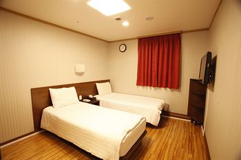 Myeongdong Merlin Hotel 3*