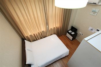 Myeongdong Merlin Hotel 3*