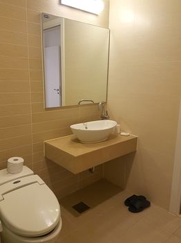 Phoenix Island 4*