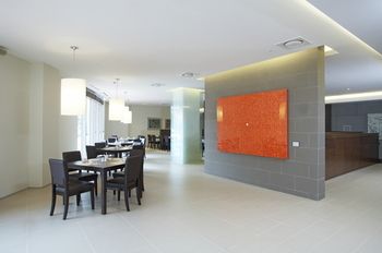 Phoenix Island 4*