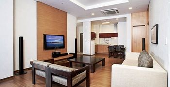 Phoenix Island 4*