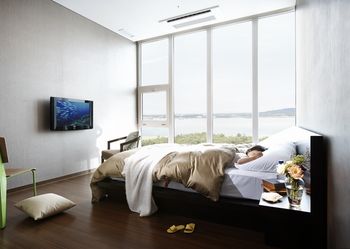 Phoenix Island 4*