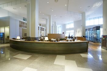 Phoenix Island 4*