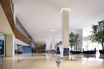 Phoenix Island 4*