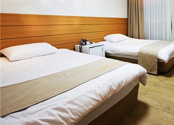 Ewha Hotel 3*