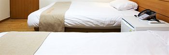 Ewha Hotel 3*