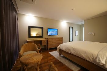 IlleInn Hotel 3*
