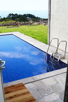 Boutique Villa De Aewol 4*