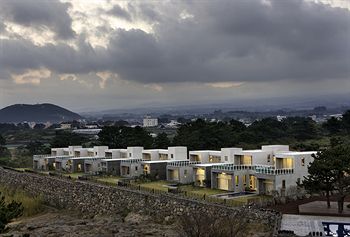 Boutique Villa De Aewol 4*