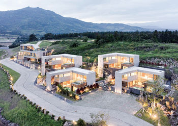 Bayhill Pool & Villa 5*
