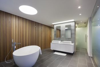 Bayhill Pool & Villa 5*