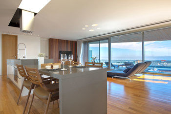 Bayhill Pool & Villa 5*