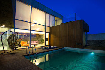 Bayhill Pool & Villa 5*