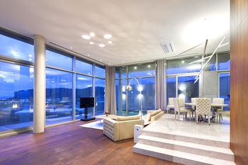 Bayhill Pool & Villa 5*