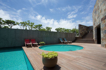 Bayhill Pool & Villa 5*