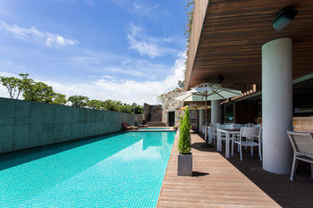Bayhill Pool & Villa 5*