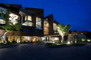 Bayhill Pool & Villa 5*