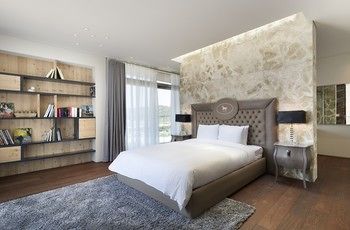 Bayhill Pool & Villa 5*