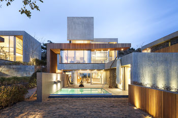 Bayhill Pool & Villa 5*