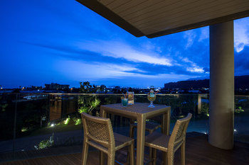 Bayhill Pool & Villa 5*