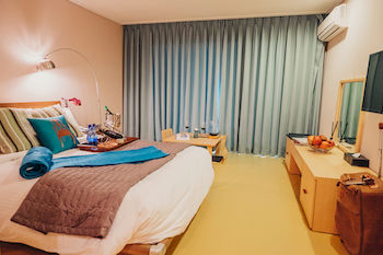 AVA Hotel Jeju Hamdeok 3*