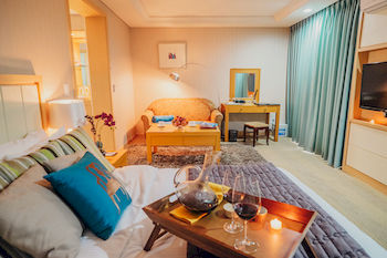 AVA Hotel Jeju Hamdeok 3*