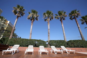AVA Hotel Jeju Hamdeok 3*