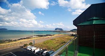 Areumdaun Resort 3*