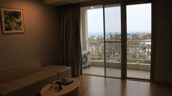 Sono Belle Jeju(ex:Daemyung Resort Jeju) 3*