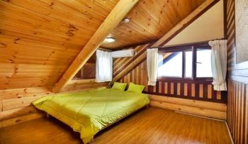 Jeju Jungmun Log Pension & Resort 2*