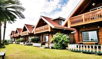 Jeju Jungmun Log Pension & Resort 2*