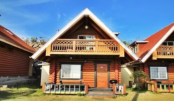 Jeju Jungmun Log Pension & Resort 2*