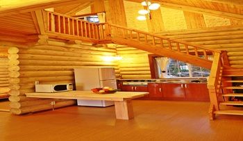 Jeju Jungmun Log Pension & Resort 2*