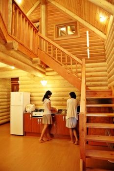 Jeju Jungmun Log Pension & Resort 2*