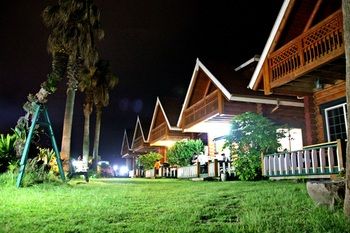 Jeju Jungmun Log Pension & Resort 2*