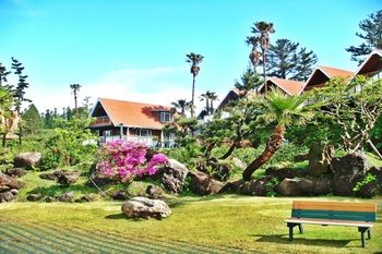Jeju Jungmun Log Pension & Resort 2*