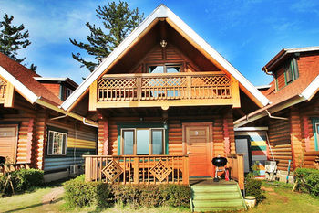 Jeju Jungmun Log Pension & Resort 2*