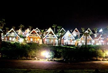 Jeju Jungmun Log Pension & Resort 2*