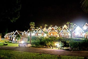 Jeju Jungmun Log Pension & Resort 2*